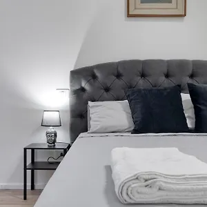 https://apt-carbonara-palace-2-luxury-comfort-under-medieval-towers.emilia-romagnahotels.net